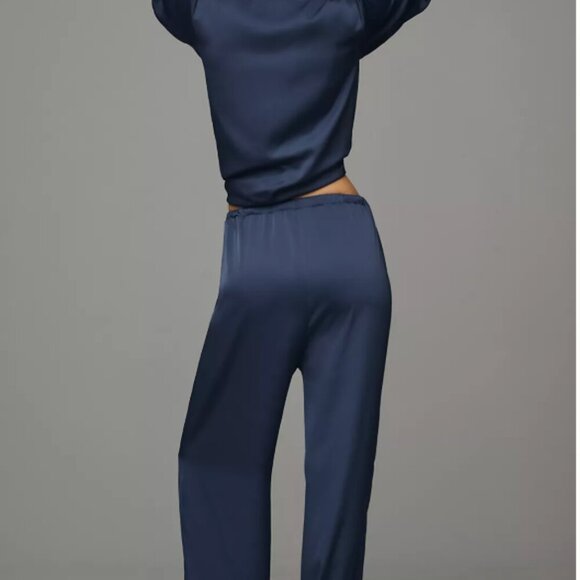 Aura SAtin Blue set ( Blouse + Pants) - Picture 3 of 7